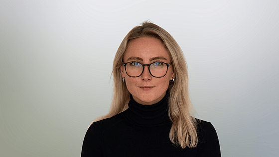 Bil på Förbundsordförande Li Nester på Röda Korsets Ungdomsförbund.